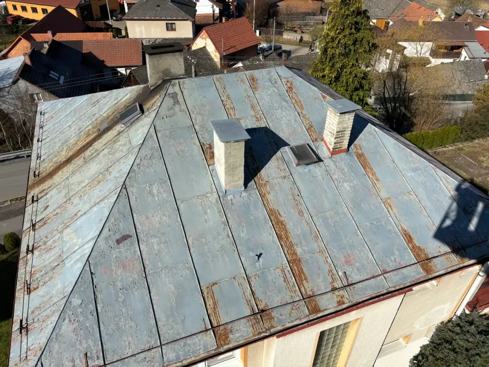 Čištění střech Před