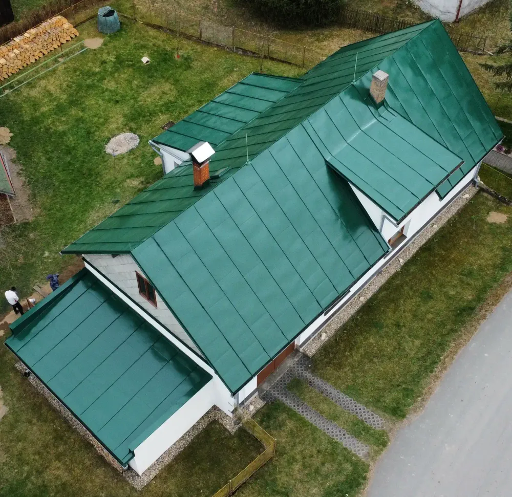 Střecha po kompletním čištění a ošetření